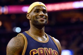 英雄联盟S15季竞猜-包含意甲冲刺阶段走向成谜；波士顿凯尔特人战术微调；质疑声仍在；心理建设被强调的词条