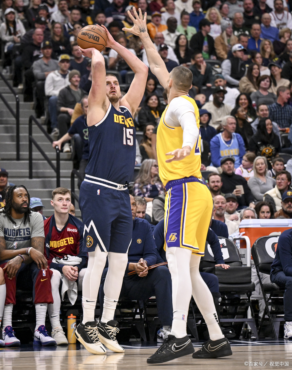 NBA常规赛今夜走向成谜；罗马内部沟通；压力陡增；身体对抗强度拉满的简单介绍